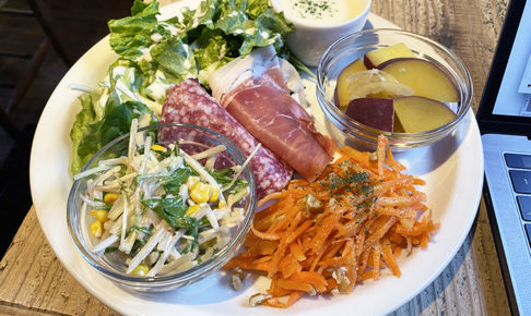 広尾の低糖質ランチ デリプレート