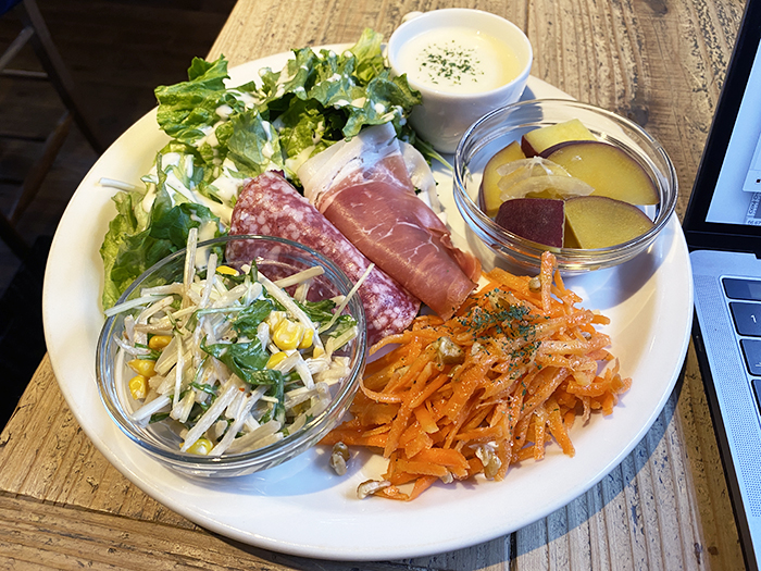 広尾の低糖質ランチ デリプレート